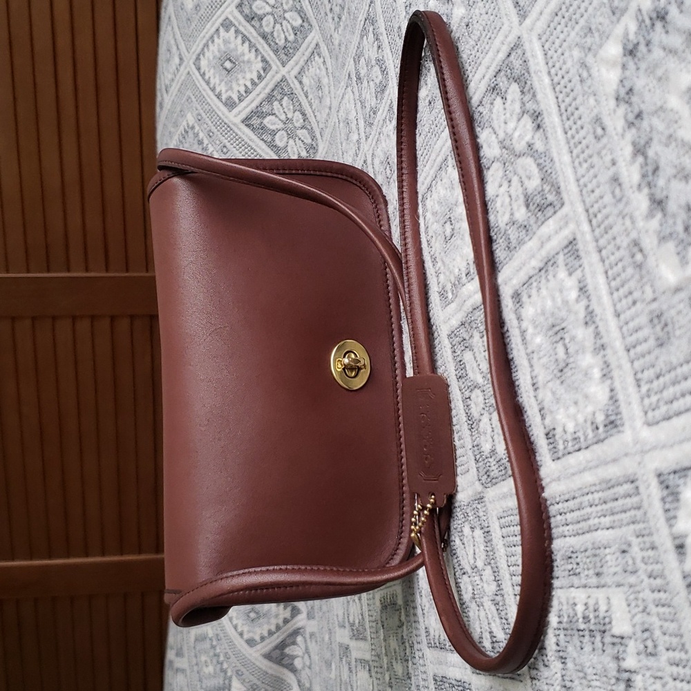 Coach Dinky Vintage Mahogany 9375